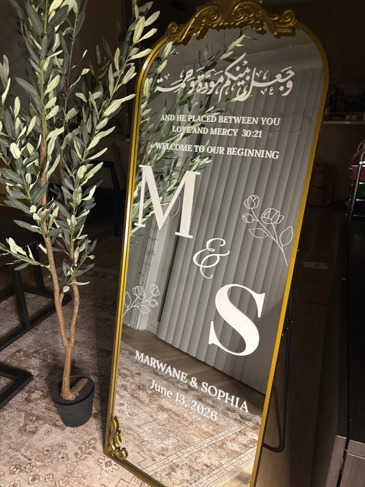 Floor Welcome Sign Mirror